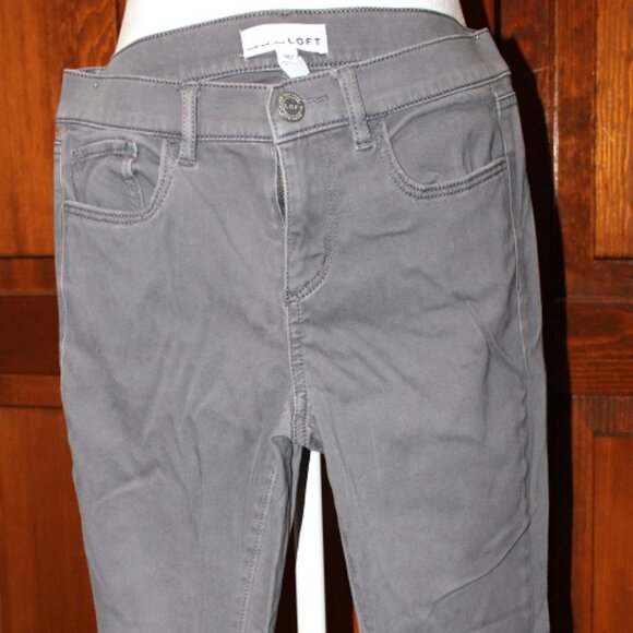 Jeans - Picture 1 of 4